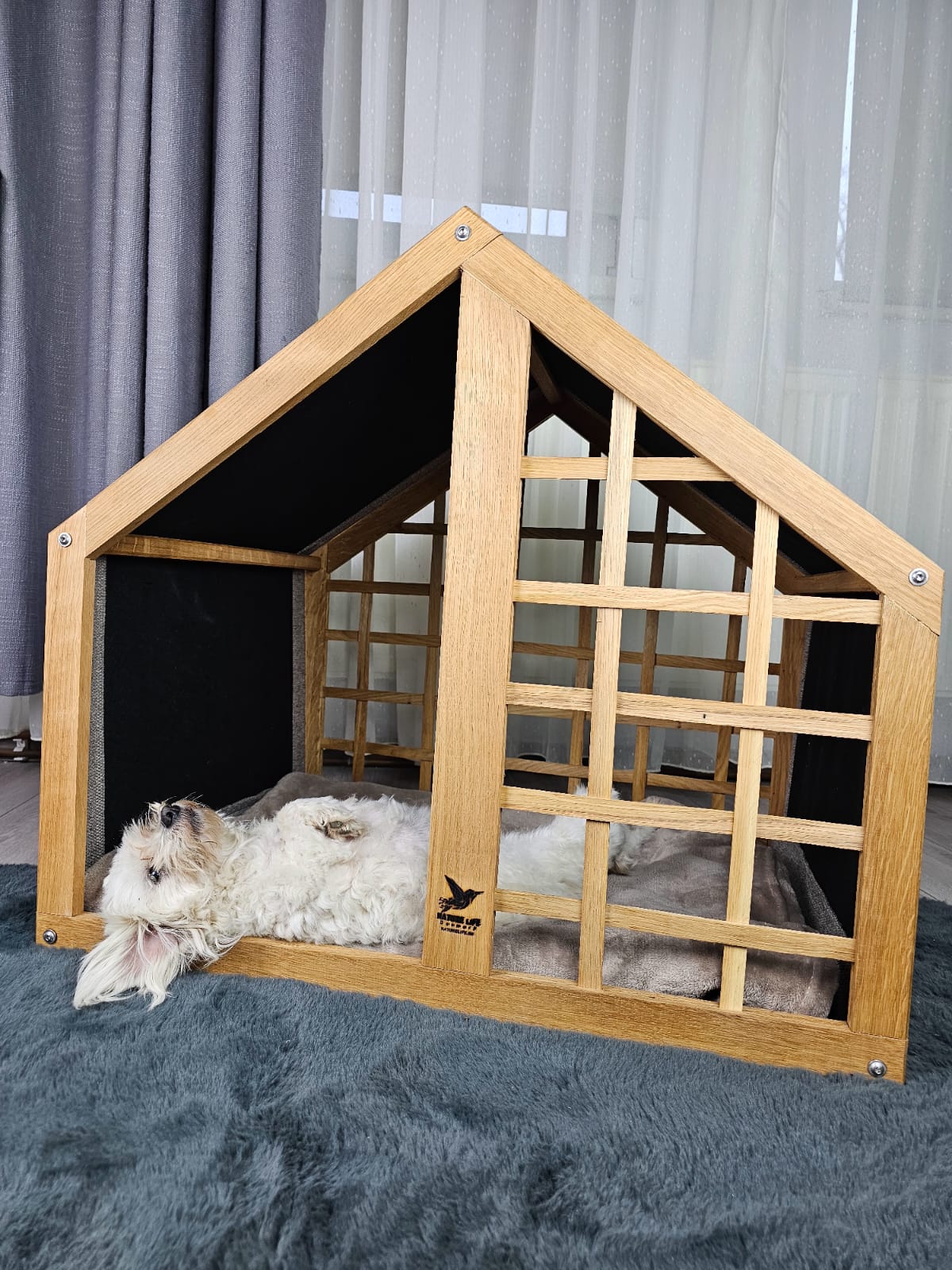 Dog house small